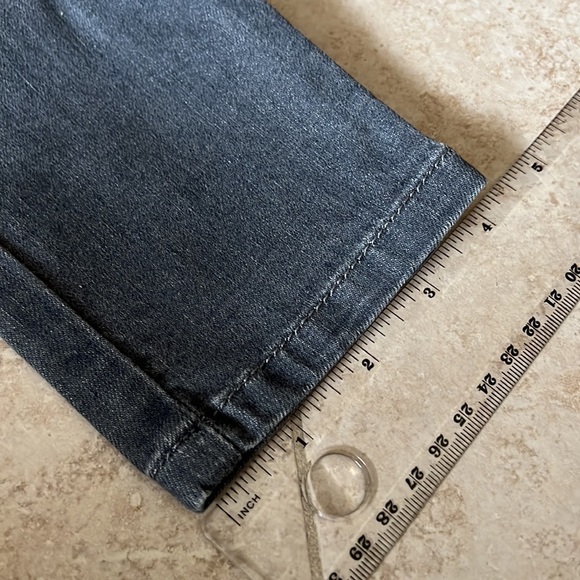 Joes The Icon - Picture 7 of 8